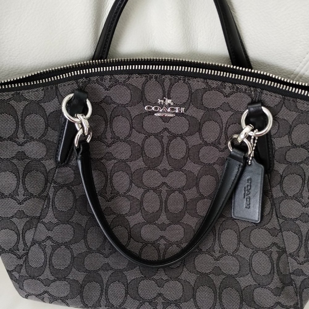 Coach handbag